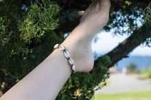 Iktan Cowrie Shell Anklet for women